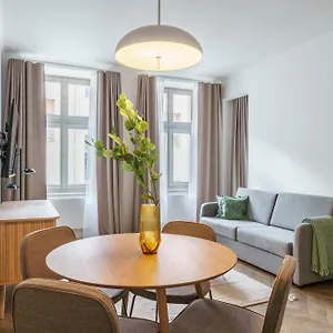 **** Hotel apartamentowy Limehome Halkova Czechy